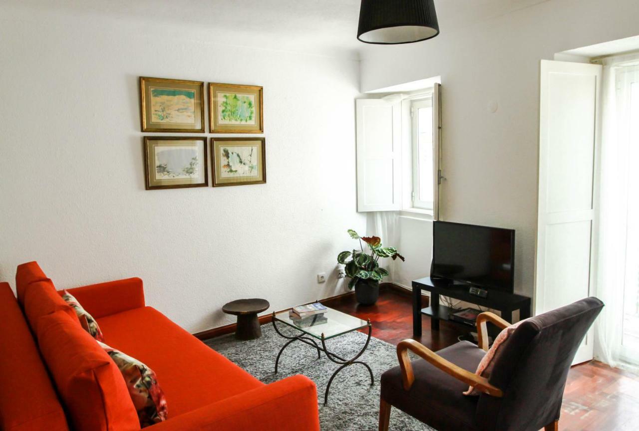 Cozy And Spacious Apartment In Graca, リスボン エクステリア 写真